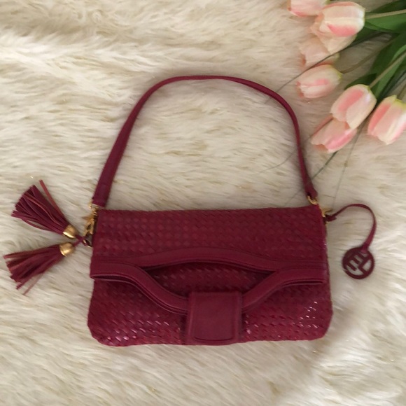 ELLIOT LUCCA WOVEN MULTI USE HANDBAG MERLOT - Picture 4 of 7
